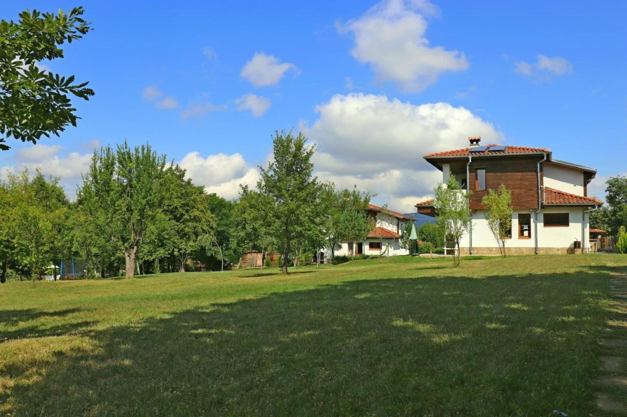 Sinjirite Complex Hotel Elena Eksteriør billede
